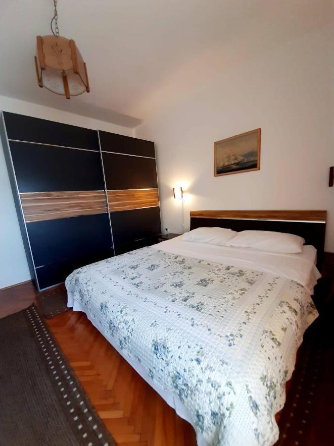 Apartment Riko - Accomodation "With" The Adriatic Sea Kampor ภายนอก รูปภาพ